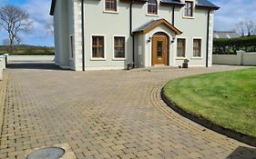 Ballyloskey House